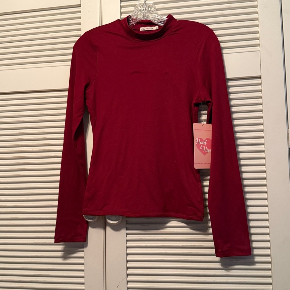 ShopEvelynne Burgundy Long Sleeve Tee Top - Picture 4 of 8